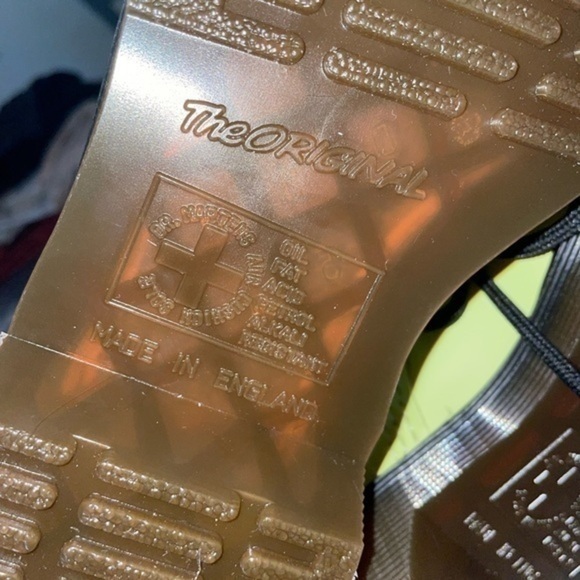 New Dr.Marten WOMEN'S 1460 UNDERCOVER women size 6 US - Picture 7 of 11